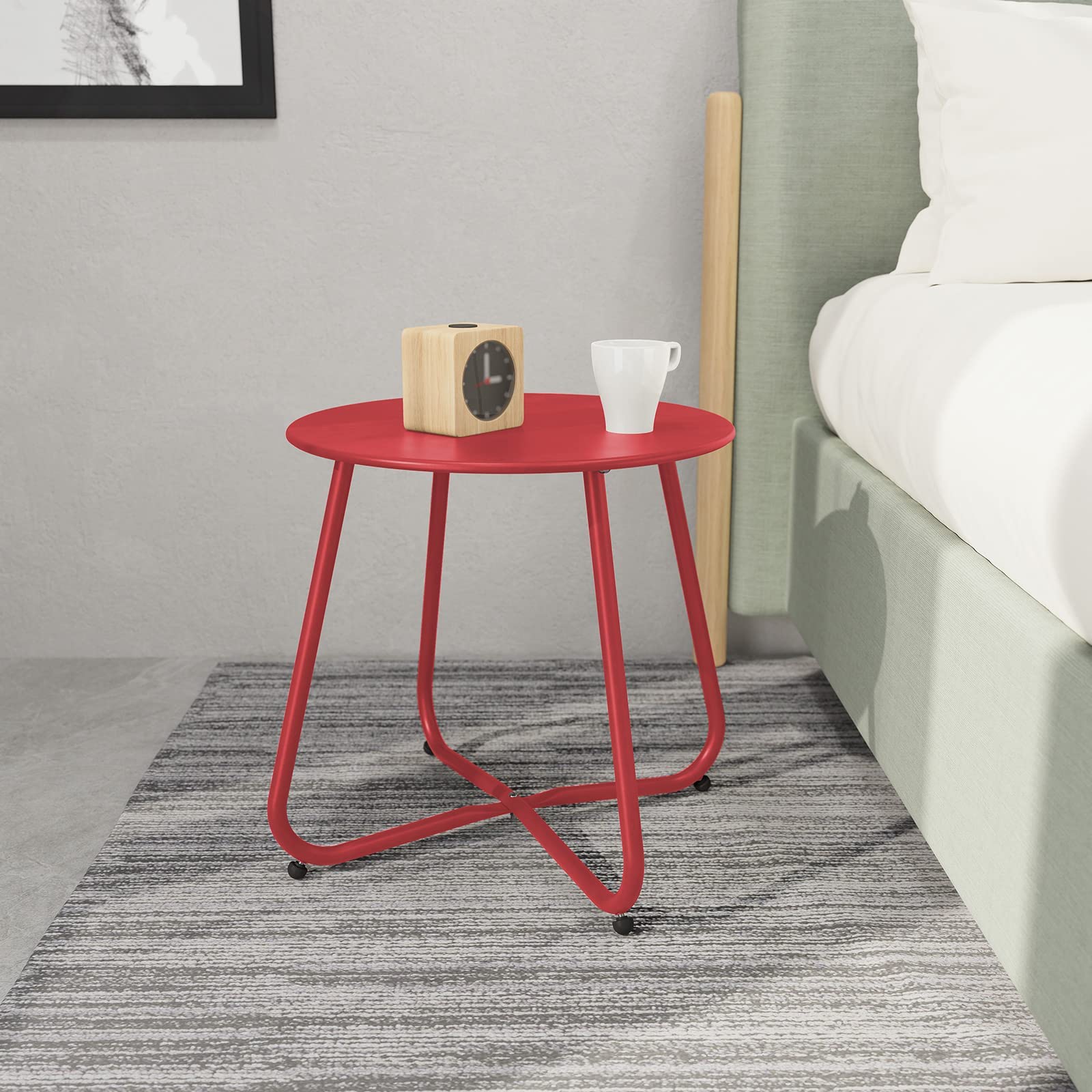 18-inch Round Outdoor Side Table With Adjustable Feet