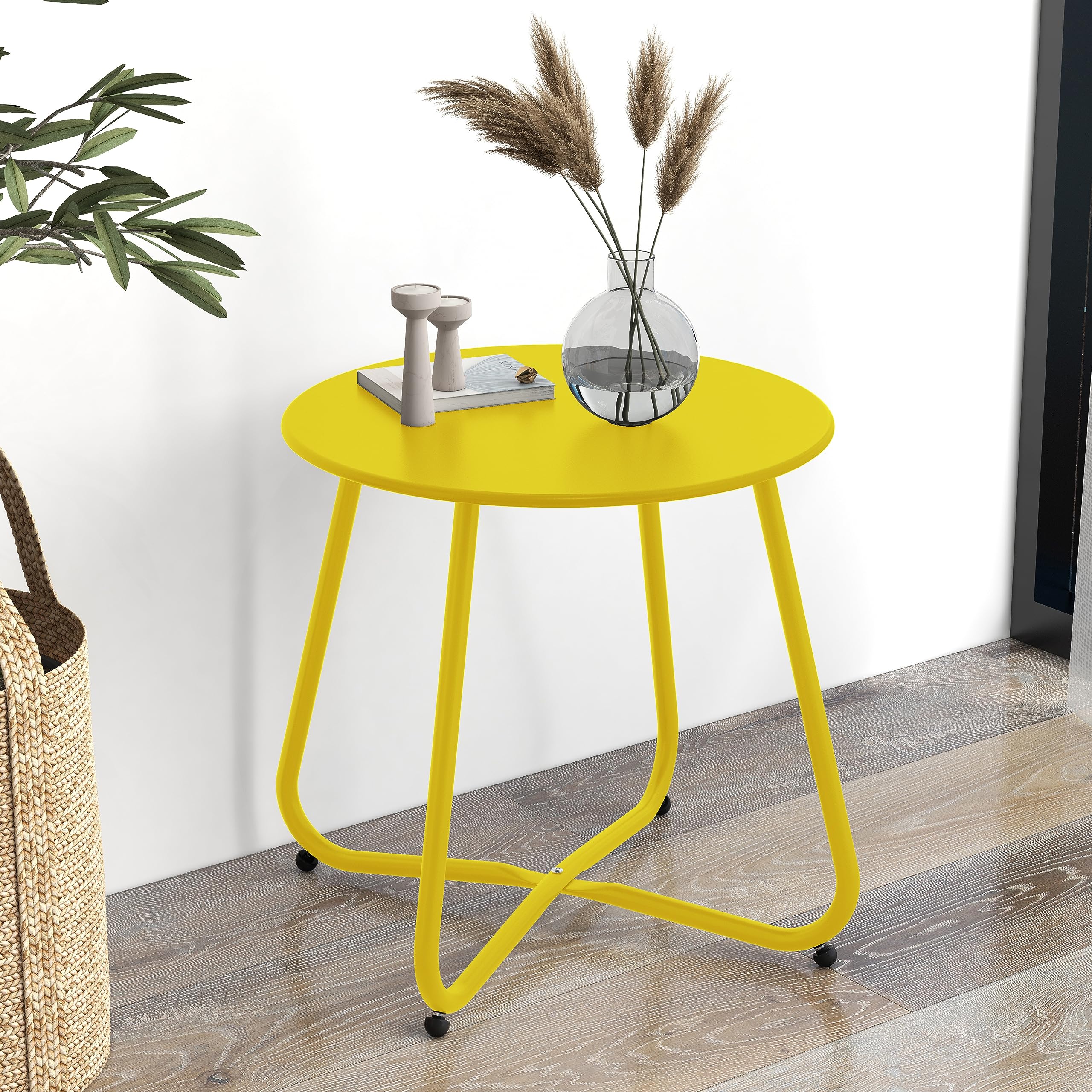 18-inch Round Outdoor Side Table With Adjustable Feet